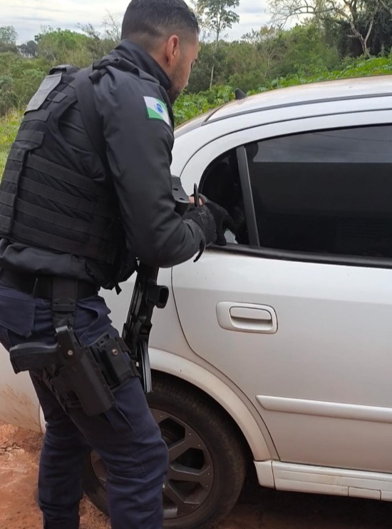 Guarda Municipal resgata criança de 1 ano presa dentro de veículo em GuaíraO Município de Guaíra