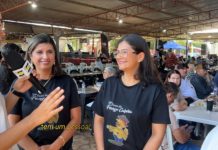 Após almoço, 19ª Festa do Frango Caipira continua em Mundo Novo com leilão, shows e bailão