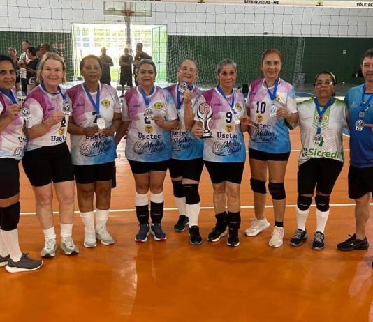 Melhor Idade de Iguatemi conquista vice-campeonato em torneio de vôlei adaptado em Sete Quedas