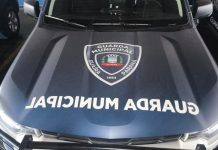 Carro cai em córrego e homem é encontrado ferido por golpes de facão em Guaíra