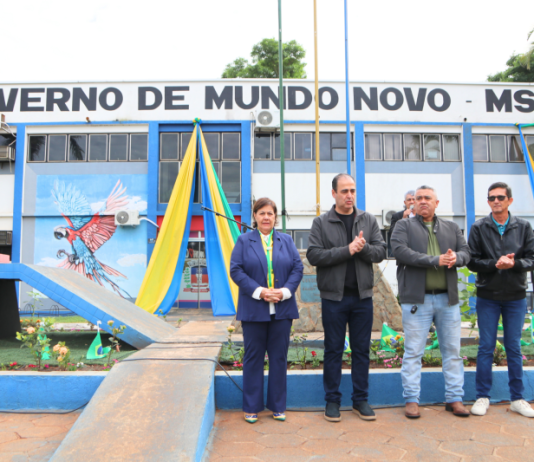 Mundo Novo encerra Semana da Pátria com ato cívico