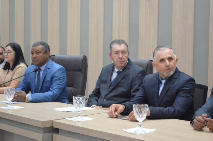 Chacal prefeito e vice