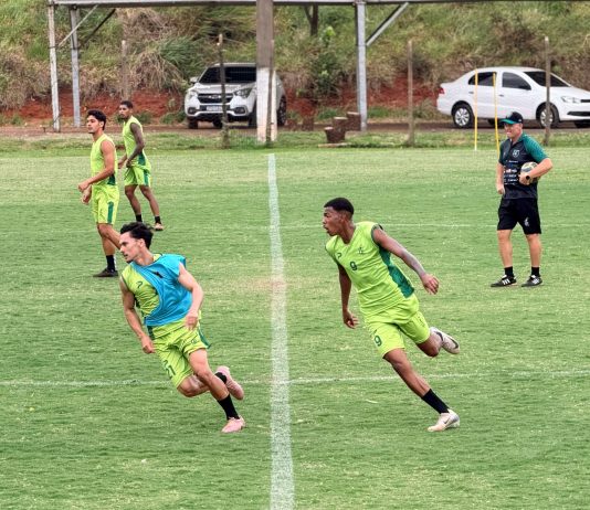 FC Pantanal tem técnico português e meia colombiano para disputa da Copa MS