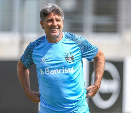 Renato Gaúcho está de volta ao Grêmio para tentar afastar clube da zona de rebaixamento
