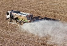 Município de Guaíra inicia distribuição de calcário para produtores rurais