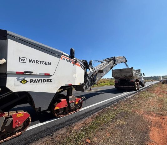 BR-163 tem trecho em obras com sistema pare-e-siga em Naviraí nesta quinta-feira (3)