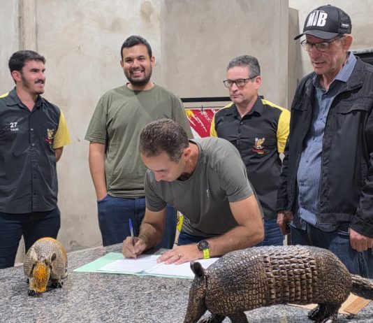 Prefeitura de Amambai firma convênio de R$ 60 mil para o 12º Trilhão Tatu Peba