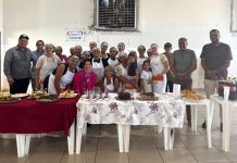 Mulheres de Japorã concluem o curso de Confeitaria Clássica