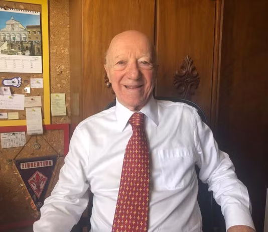 Cláudio Carsughi, ícone do jornalismo esportivo, morre aos 93 anos