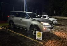 Duas caminhonetes furtadas são recuperadas pela PM de Guaíra durante a madrugada