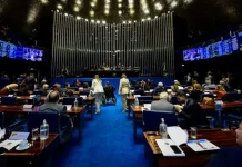 O que acontece se o Senado aprovar o fim da escala 6×1 nesta quarta-feira?