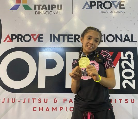 Atleta iguatemiense é convidada para disputar Campeonato Europeu de Jiu-Jitsu em Portugal