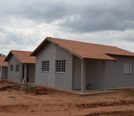 Prefeitura de Iguatemi segue com obras de casas no Waloszek Konrad