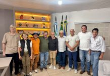 Prefeito de Iguatemi se reúne com vereadores para discutir demandas do município