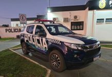 Mulher é presa após agredir filho e vizinha em Naviraí; criança apresentava lesões pelo corpo