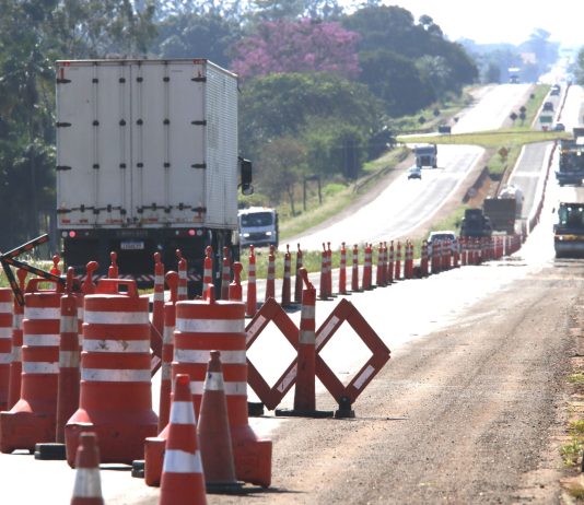 BR-163/MS tem obras com pare-e-siga em Naviraí e Eldorado nesta quarta-feira (21)